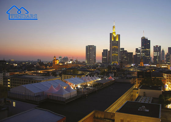 kopen Aangepaste commerciële waterdichte / brandvertragende marquee tenten bruiloft tent evenement partytent tent online vervaardiging