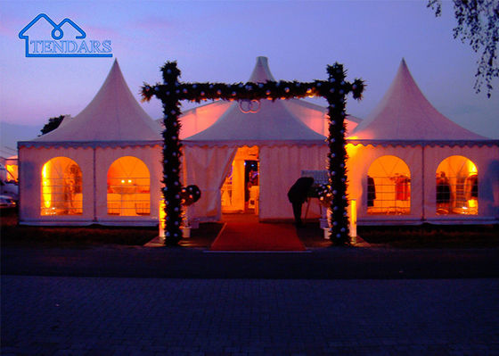 kopen Kan worden samengesteld tot groter of kleiner, wit, rood, blauw, geel, groen of kan worden aangepast laag pagode tent online vervaardiging