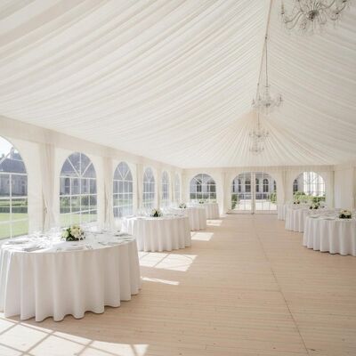 kopen Luxe Wit Aluminium Huwelijksfeest Marquee Tent Interieur Gordijnen Kathedraal Vensters voor Belgische bruiloftsfeestjes online vervaardiging