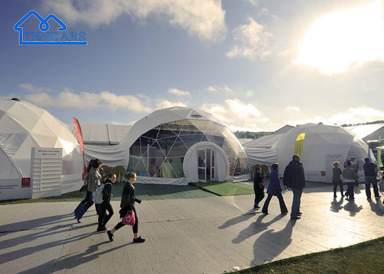 Luxe wit helder geodetisch koepeltent voor resort hotel evenement lichtgewicht koepeltent