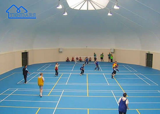 Grote Aluminiumstructuur Pvc Event Tent Training Sport Canopy Met PVC Wanden Individueel Sporttent