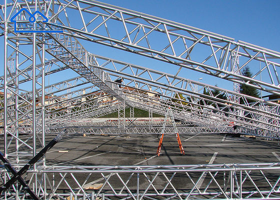Verlichting voor concerten en evenementen Zilveren aluminium truss