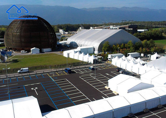 Op maat gemaakte aluminium curve tenten zware dienst voor evenementen buiten kopen gebruikte marquee