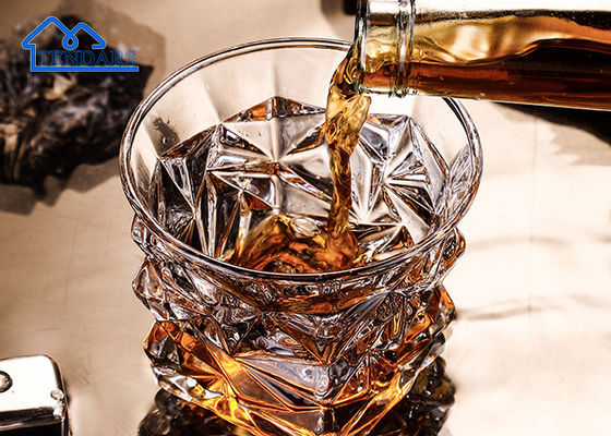 Gepersonaliseerde loodvrije kristal liquor glazen helder voor het drinken creatieve whisky glasbeker