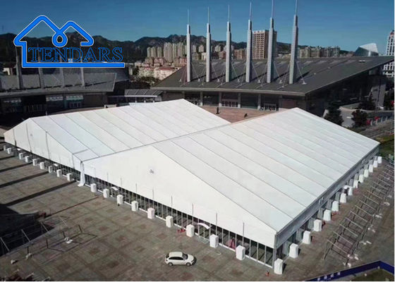 Aluminiumstructuur Luxe feesttent Commerciële vertoonplaats Te koop Gemakkelijk te installeren Waterdicht