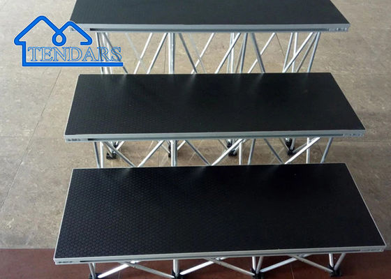 Op maat gemaakte aluminium verstelbare draagbare podiumplatform Houten draagbare opvouwbare podium te koop